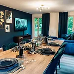 Apartment Familien- & Gruppenapartment Fuer 8 Mit Direktem Parkzugang Und Terasse Baden-Baden