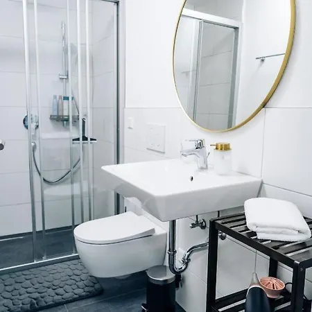 Einzigartiges Wohnen Mit Direktem Zugang Zum Buergerpark 바덴바덴