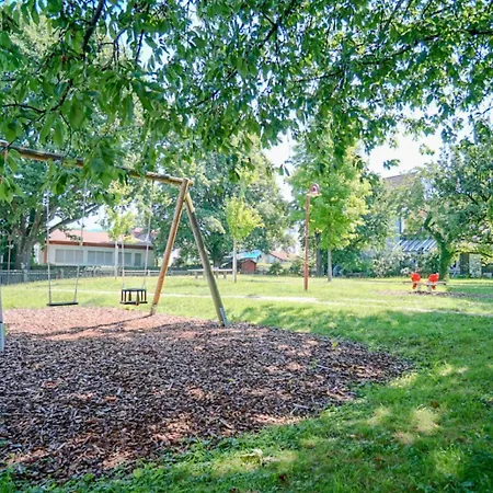 Einzigartiges Wohnen Mit Direktem Zugang Zum Buergerpark
